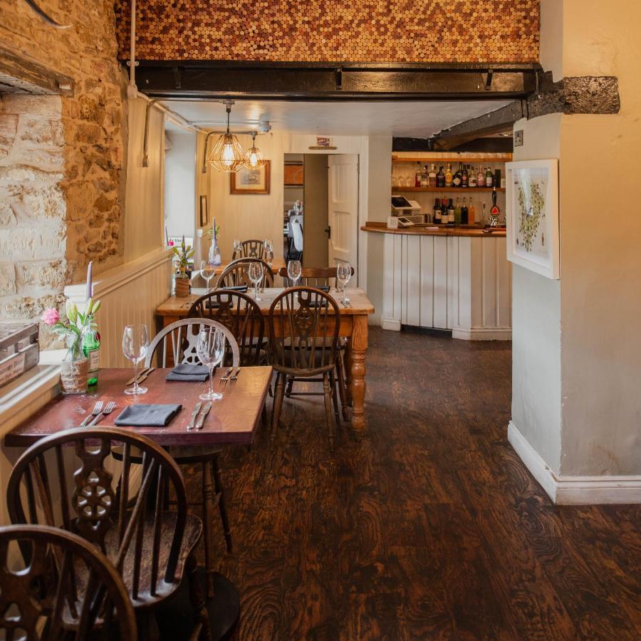 The George & Dragon Country Inn Seaton Bagian luar foto